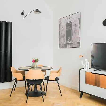 S11 * Debrecen