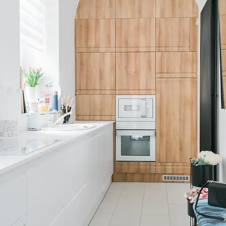 Apartment S11 *